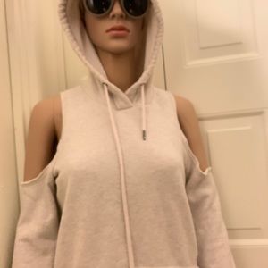 🌷Hollister Cream Hoodie🌷